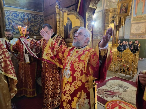 На Светли понеделник - митрополит Киприан служи в храм-паметника “Рождество Христово”