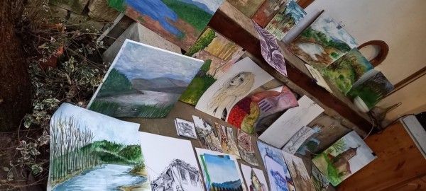 Младите художници от “Арт линия“ се завърнаха от пролетния пленер в село Яковци