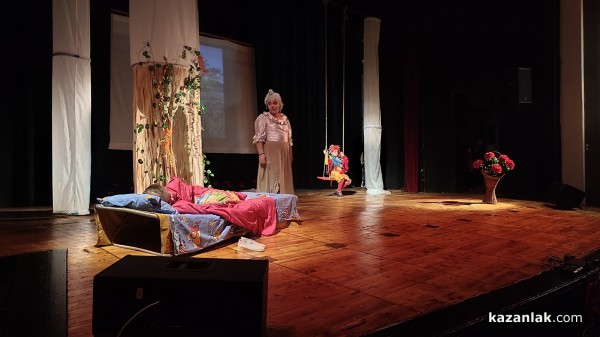 3-дневният фестивал “Театрални искри“ започна днес с 8 представления