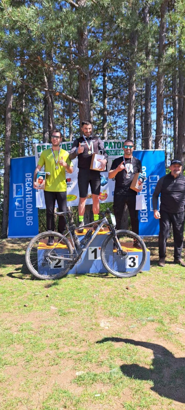 Лястовиците се окичиха с 1 златен и 5 сребърни медала от две състезания