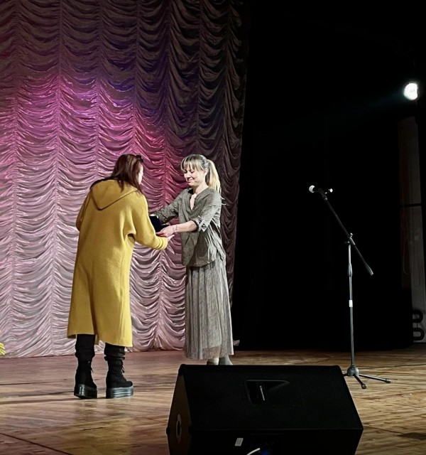 20 награди бяха раздадени в първия театрален фестивал “Театрални искри“