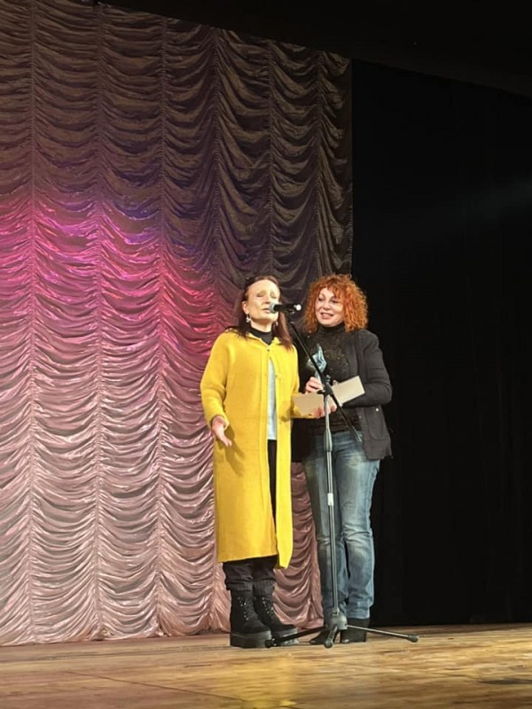 20 награди бяха раздадени в първия театрален фестивал “Театрални искри“