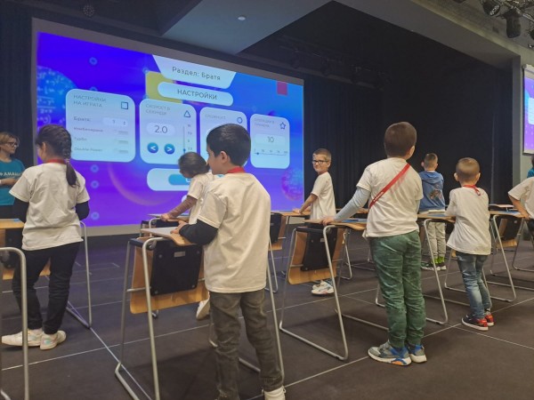 Малките математици на ОУ “Георги Кирков“ стигнаха финалите на Олимпиадата по ментална аритметика 