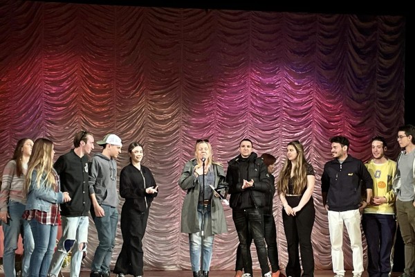 20 награди бяха раздадени в първия театрален фестивал “Театрални искри“