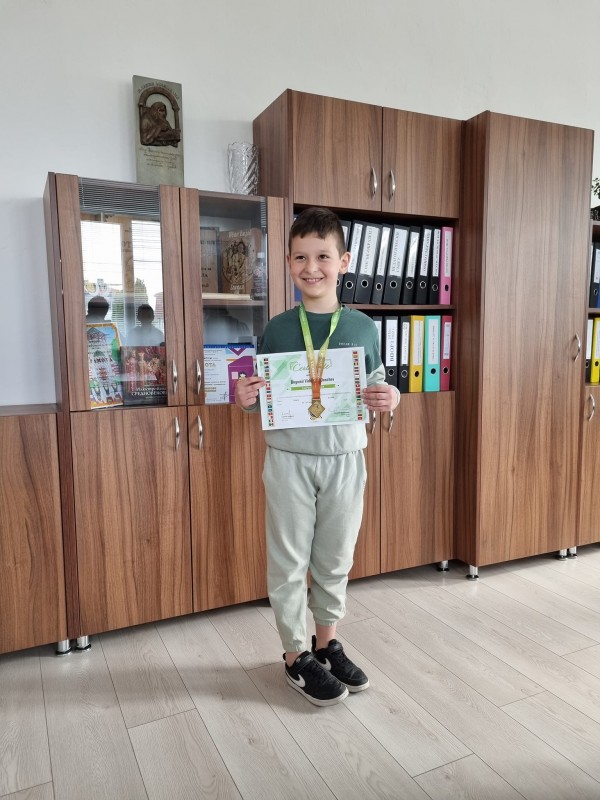 “Математика без граници“ донесе 8 медала на ученици от ОУ “Св. Паисий Хилендарски“