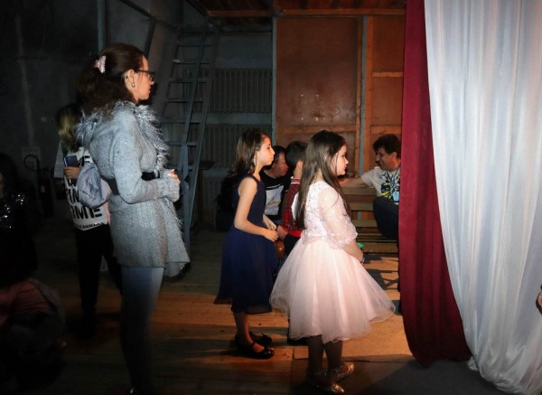 Ученици на ОУ “Св. Паисий Хилендарски“ покоряват и музикални сцени