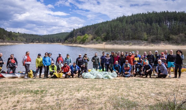 Стотици посетители и клубове от цялата страна събра втората Каяк и SUP среща на язовир Копринка