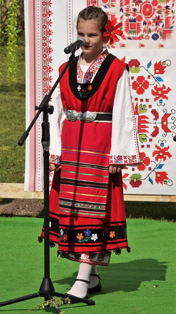 Младите певци от формация „Пеещи звънчета” спечелиха нови отличия