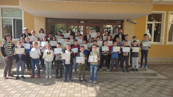 ОУ “Георги Кирков“ изпраща четирима финалисти на “Математика без граници“