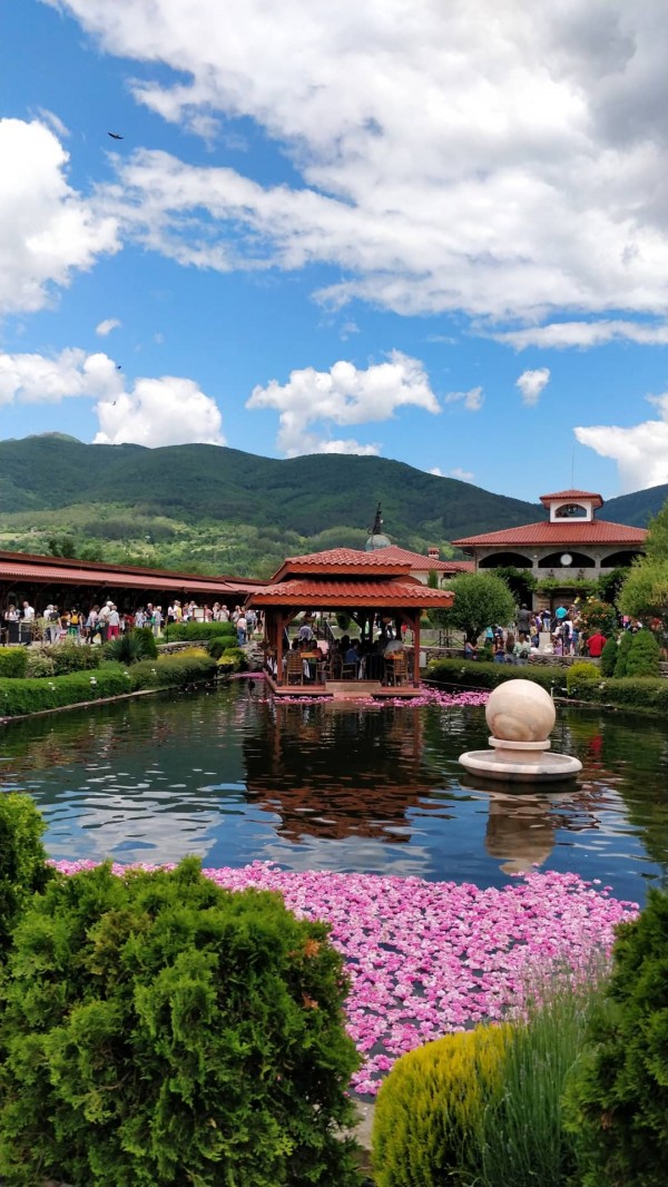 С богата програма “Дамасцена“ ще посреща гости в Дни на розата на 3 и 4 юни 