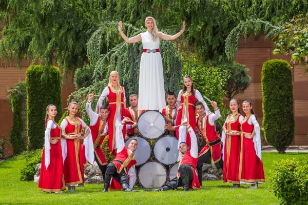 С богата програма “Дамасцена“ ще посреща гости в Дни на розата на 3 и 4 юни 