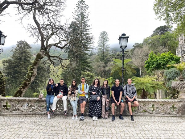 15 ученици от специалност “Електронна търговия“ на ПГЛПТ проведоха двуседмична практика в Лисабон