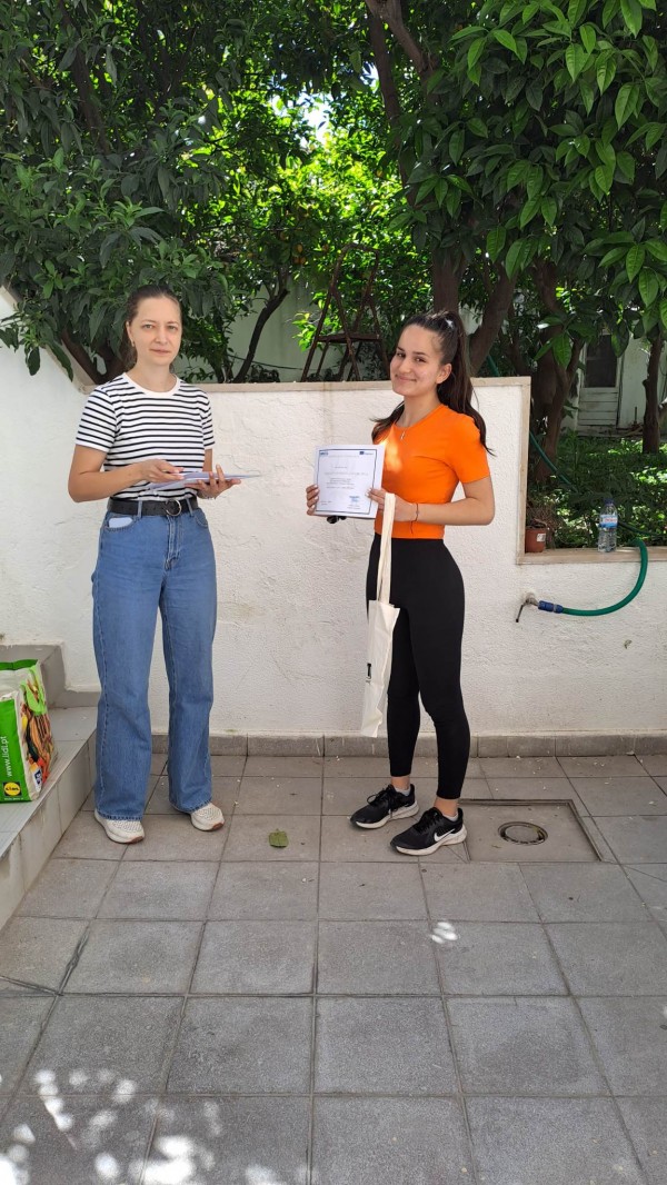 15 ученици от специалност “Електронна търговия“ на ПГЛПТ проведоха двуседмична практика в Лисабон