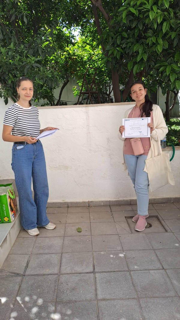 15 ученици от специалност “Електронна търговия“ на ПГЛПТ проведоха двуседмична практика в Лисабон