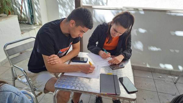 15 ученици от специалност “Електронна търговия“ на ПГЛПТ проведоха двуседмична практика в Лисабон