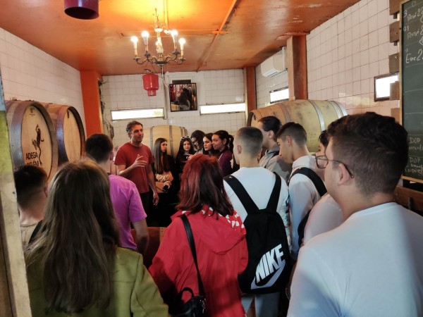 15 ученици от специалност “Електронна търговия“ на ПГЛПТ проведоха двуседмична практика в Лисабон