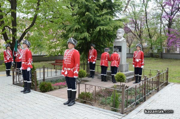 На 98-я си рожден ден, Механото получи покана за участие във военния парад за 6 май в София