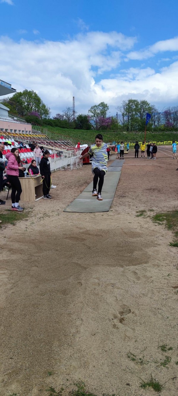 Кирковци с отлично представяне в общинското първенство по лека атлетика