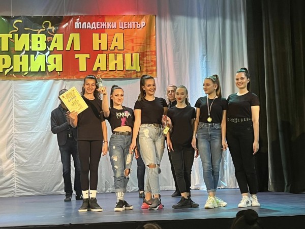 Грациите от „Дива Денс” завоюваха куп награди от Националния фестивал на камерния танц в Хасково
