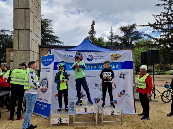 Велопразник събра десетки деца в парк “Розариум“