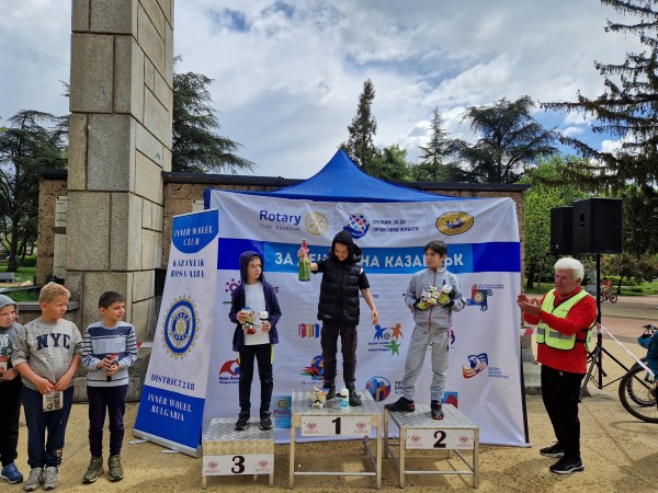 Велопразник събра десетки деца в парк “Розариум“