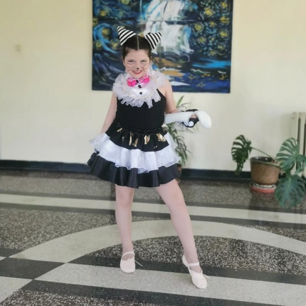 Грациите от „Дива Денс” завоюваха куп награди от Националния фестивал на камерния танц в Хасково