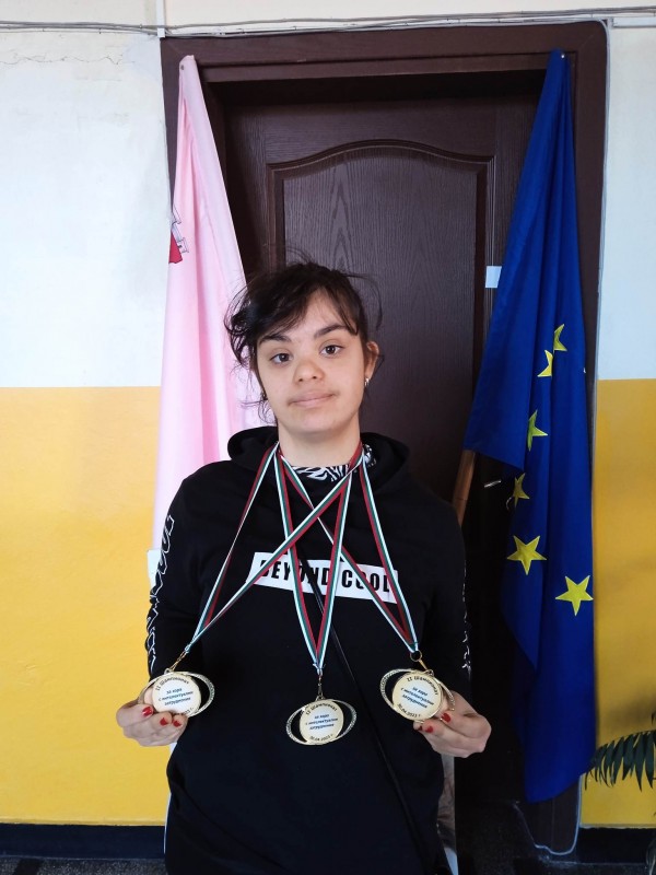 Плувкинята Христослава Колева стана трикратна шампионка на България