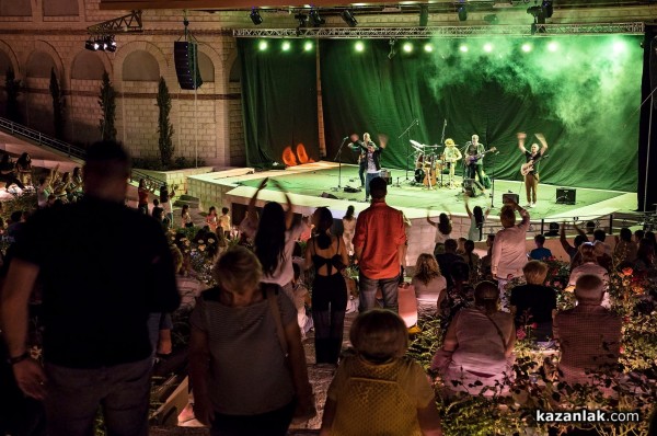 Камен Донев, Графа, Стефан Вълдобрев и ансамбъл Пирин са част от гостите в Амфитеатър Дамасцена през това лято