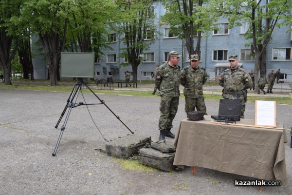 “Ден на отворените врати“ в казанлъшкото военно поделение 