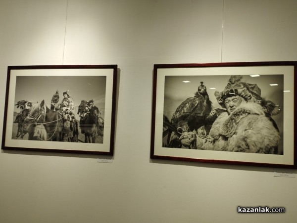 В 40 фотографии Иво Орешков разказа за своите четири вълнуващи пътувания до Монголия ,Мароко, Намибия и Амазония