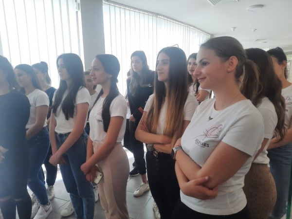 Кандидатките за Царица роза 2023 г. продължават по стъпките “Пътят към короната“