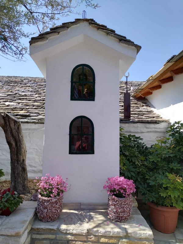 Ученици от ПХГ “Св. Св. Кирил и Методий” се завърнаха от практика в Кавала и Тасос