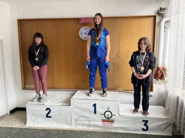 Сребро и бронз завоюваха Симона Адамова и Александър Фильов от клуб  “Севтополис“ в София