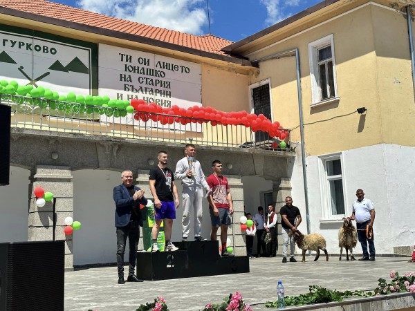 Хюсеин Байрам спечели гергьовския коч в Гурково