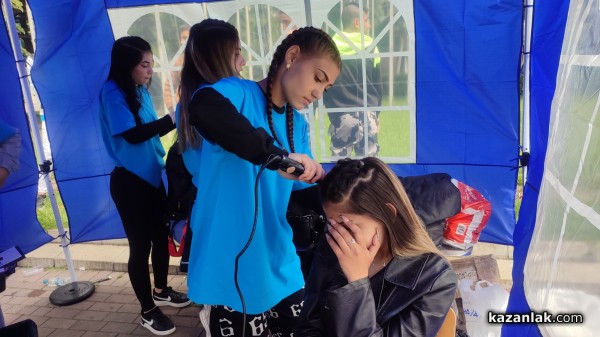 8 средни училища се представиха в Панорамата на професионалното образование в Казанлък