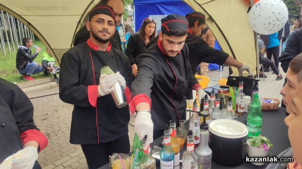 8 средни училища се представиха в Панорамата на професионалното образование в Казанлък