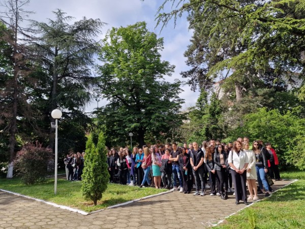 Казанлък празнува 140 години Хуманитарна гимназия