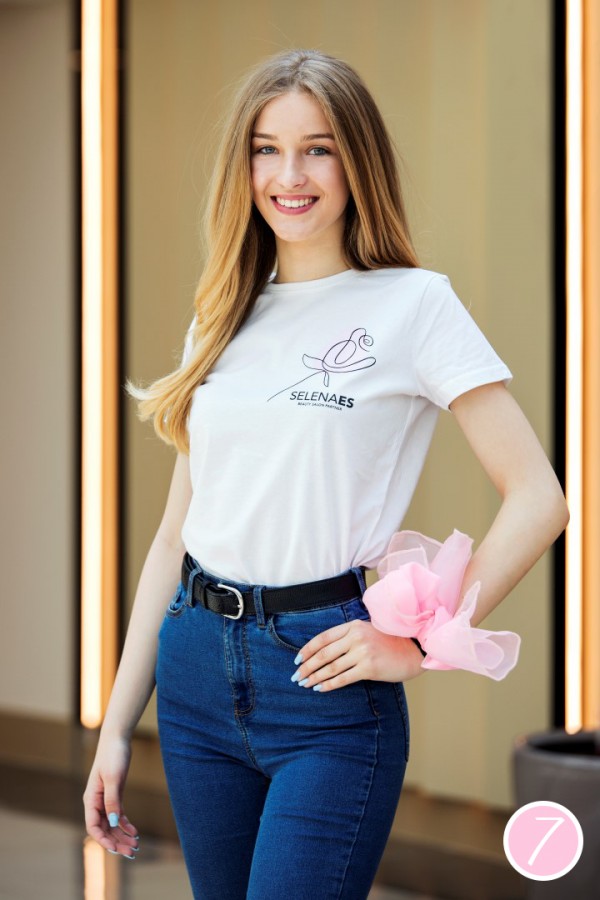 Вижте всички 23 кандидатки за Царица роза 2023