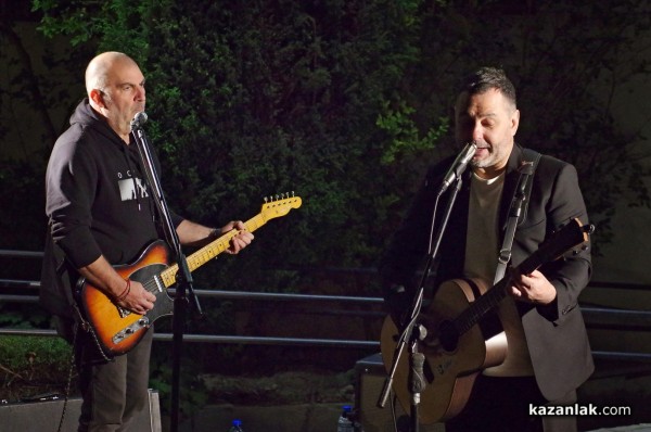 Пъстрата програма за „Нощта на музеите“ предизвика голям интерес и събра стотици посетители в Казанлък