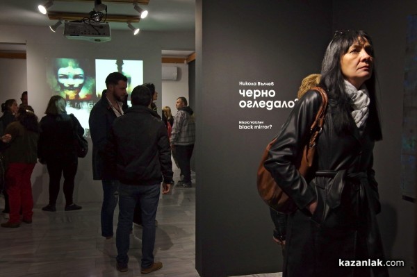 Пъстрата програма за „Нощта на музеите“ предизвика голям интерес и събра стотици посетители в Казанлък