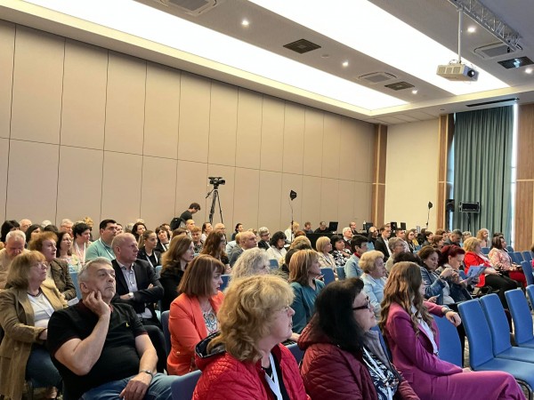 Над 150 алерголози от цялата страна се събраха на конференция в Казанлък