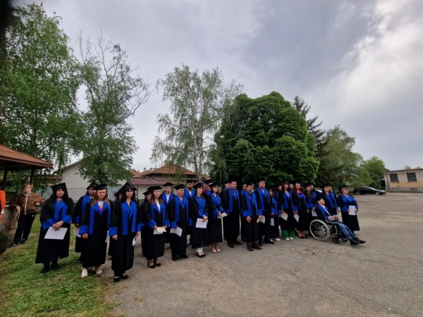 Кметът Галина Стоянова поздрави випуск 2022 на Технически колеж Казанлък