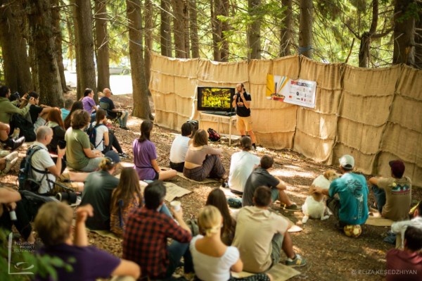За трето поредно лято под звездите: Фестивалът пред Бузлуджа се завръща с три нощи музика и светлинно шоу
