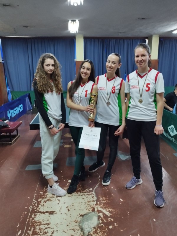 Надпреварата по тенис на маса поставя финал на общинските спортни игри за учебната година