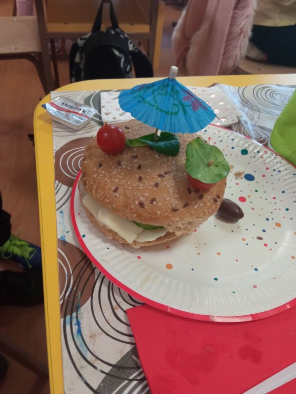 Първолаците от ОУ “Георги Кирков“ се превъплътиха в малки кулинари