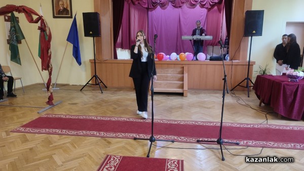 Механото изпрати своите 79 абитуриенти с голямо тържество