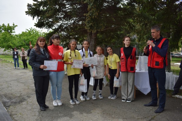 Младите огнеборци от с. Ветрен станаха трети в областната надпревара