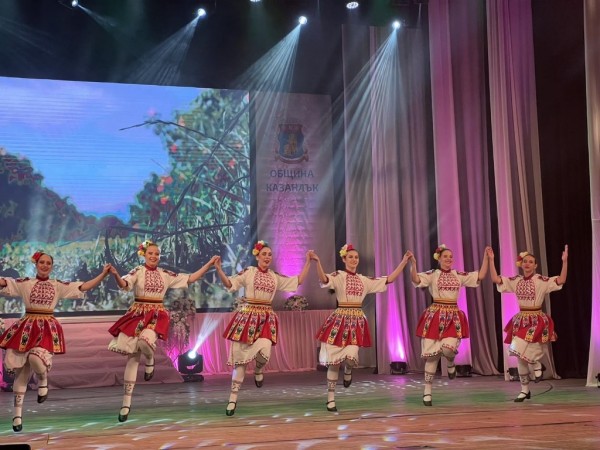 Казанлък избра Кристина Попова за Царица роза 2023