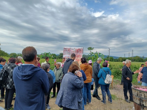 Черганово постави началото на ритуалите “Розобер“ днес