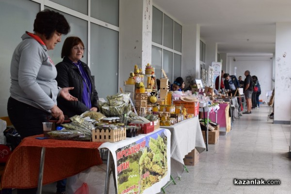 Фестивалът „Здравей, здраве“ посрещна казанлъчани и гостите на града с богата програма